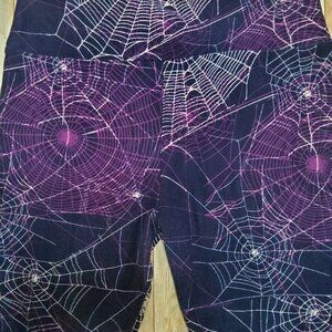 Like new lularoe casual goth spiderweb leggings one size